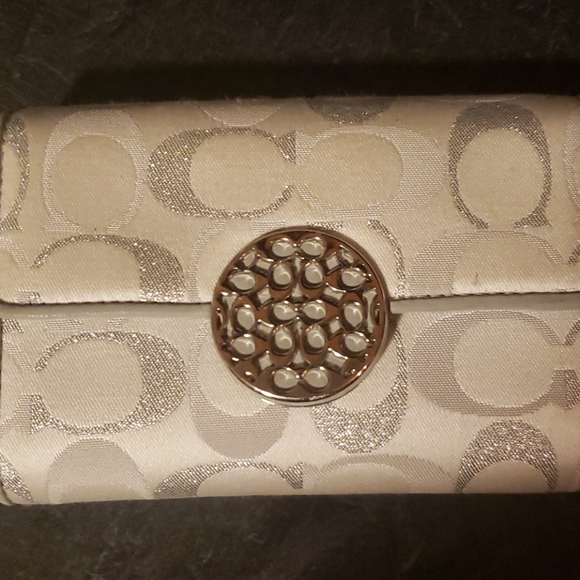 Coach Wallet - Picture 1 of 5